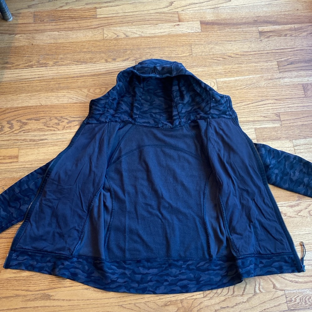 🏝️FLASH SALE - TODAY ONLY
Lululemon Scuba Hoodie Light Cotton Fleece Sequoia - Picture 7 of 9
